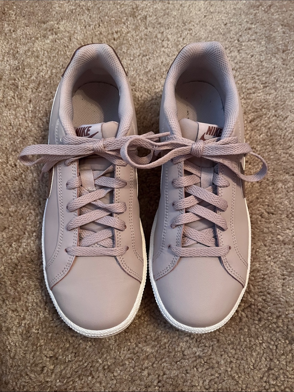 Nike Court Royal Maeve Sneakers